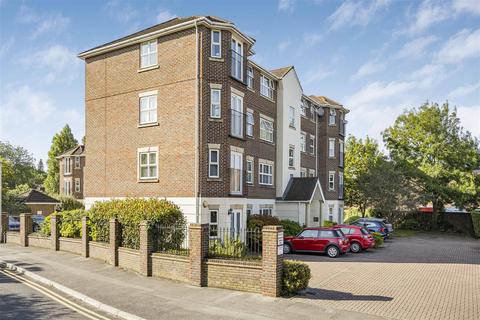2 Abbotsmead Place, Caversham, Reading, RG4 8BB