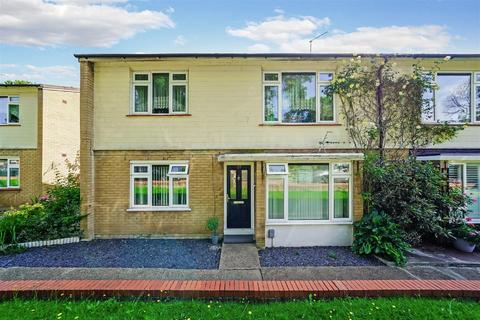 27 The Copse, London, E4 6BH