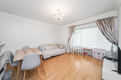 27 The Copse, London, E4 6BH