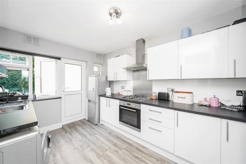 27 The Copse, London, E4 6BH