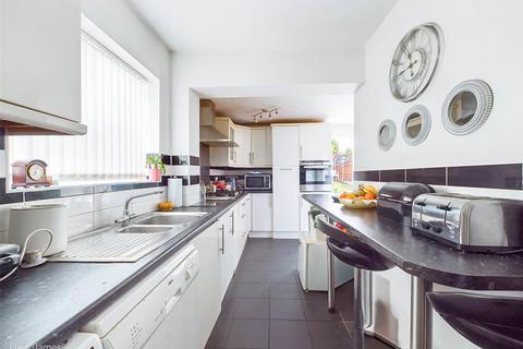 3 bedroom semi-detached house for sale, George Road, Nottingham NG4