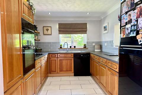 3 bedroom detached bungalow for sale, Mundys Field, Ruan Minor TR12