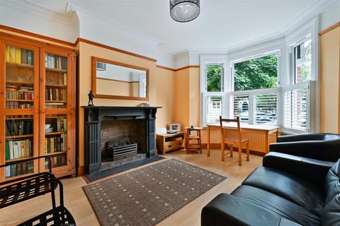 83 Stuart Road, London, SW19 8DJ