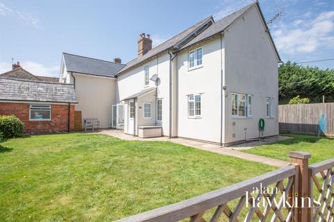 4 bedroom semi-detached house for sale, The Green, Goatacre SN11 9