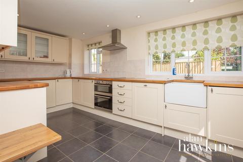 4 bedroom semi-detached house for sale, The Green, Goatacre SN11 9