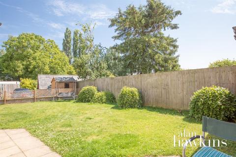 4 bedroom semi-detached house for sale, The Green, Goatacre SN11 9