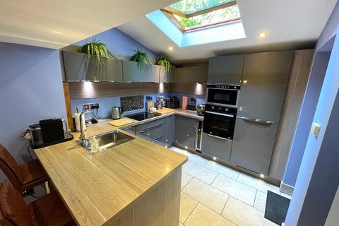 53 Bolton Road, Westhoughton, Bolton, BL5 3DN