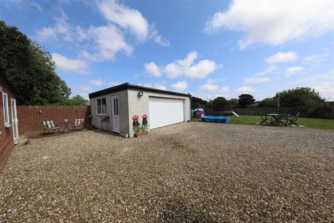 Anchor Cottage Front Lane, Elstronwick, Hull, HU12 9DE