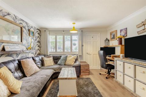 2 bedroom end of terrace house for sale, Aspian Drive, Coxheath, Maidstone