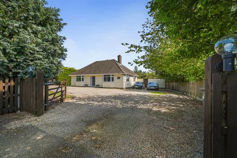 3 bedroom detached bungalow for sale, Finborough Road, Hitcham IP7