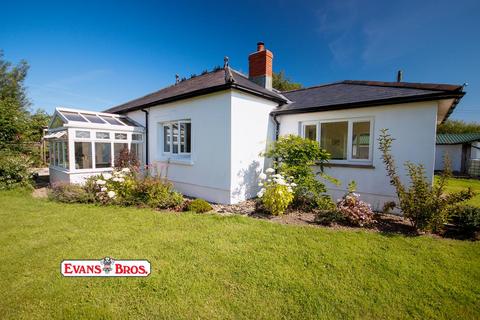 3 bedroom property with land for sale, Tregroes, Nr Llandysul