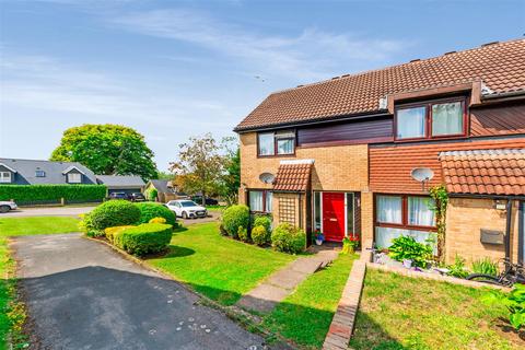 2 bedroom end of terrace house for sale, Banstead