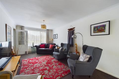 73 Beeches Crescent, Crawley, RH10 6BU