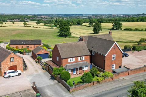 Lilly Cottage Hewell Lane, Redditch, B97 6QH