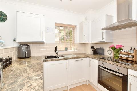 2 bedroom end of terrace house for sale, High Street, Staplehurst, Kent