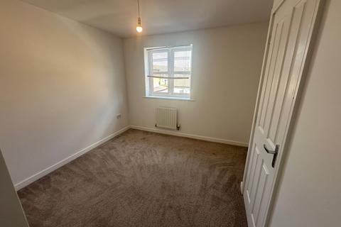 3 bedroom semi-detached house to rent, Sunbeam Way, Coventry CV3