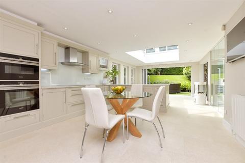 4 bedroom detached house for sale, Sportsmans Cottages, Kings Hill, West Malling, Kent