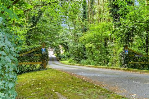 4 bedroom detached house for sale, Sportsmans Cottages, Kings Hill, West Malling, Kent