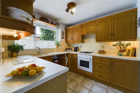 2 bedroom bungalow for sale, Lodge Close, Bewdley, DY12 1DN