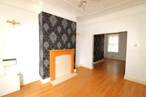 3 bedroom end of terrace house to rent, Bankburn Road, Liverpool L13