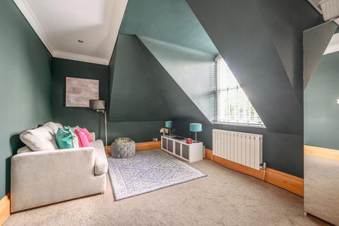 Flat 4, 22 Colinton Road, Edinburgh, EH10 5EQ