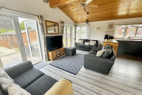 3 bedroom lodge for sale, South Lakeland Leisure Village, Carnforth LA6