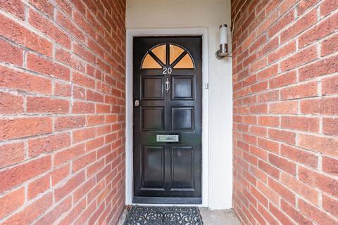 2 bedroom maisonette for sale, Barker Hill, Nottingham NG14