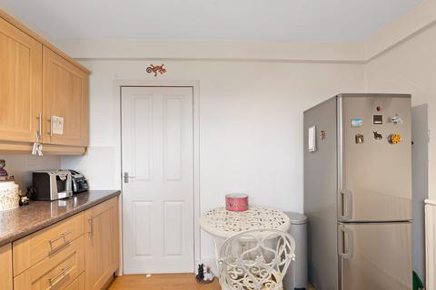 20 Barker Hill, Lowdham, Nottingham, NG14 7BH