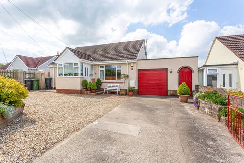 4 bedroom detached bungalow for sale, Manor Park, Barnstaple EX31