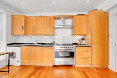 1 bedroom flat for sale, Grafton Road, London NW5