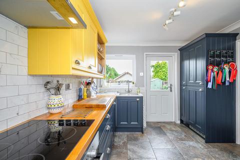 41 Hillcrest Road, Abergavenny, NP7 6BN