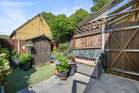 2d Victoria Road, Sutton, SM1 4RT
