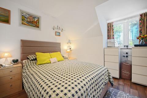 2d Victoria Road, Sutton, SM1 4RT