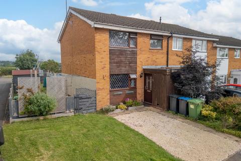 80 Eldorado Close, Studley, B80 7LB
