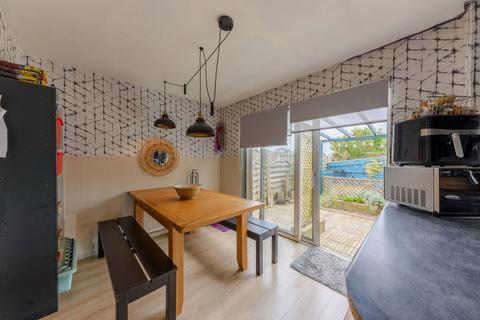 80 Eldorado Close, Studley, B80 7LB