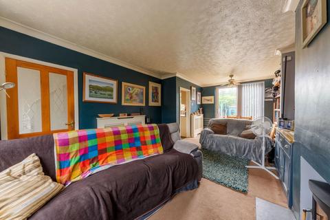 28 Eldorado Close, Studley, B80 7HP