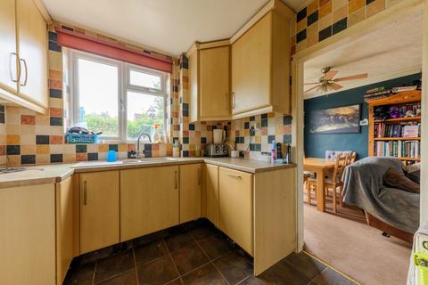 28 Eldorado Close, Studley, B80 7HP