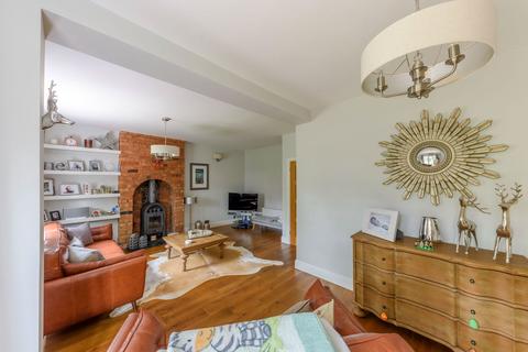 231 Birchfield Road, Redditch, B97 4LX