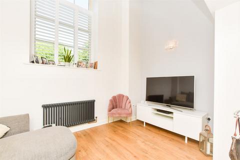 1 bedroom ground floor flat for sale, Old School Close, Redhill, Surrey