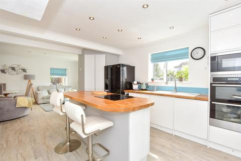 4 bedroom detached house for sale, Norfolk Way, Bognor Regis, West Sussex