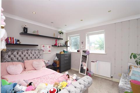 4 bedroom semi-detached house for sale, Bradwell Common Boulevard, Bradwell Common, Milton Keynes, Buckinghamshire, MK13