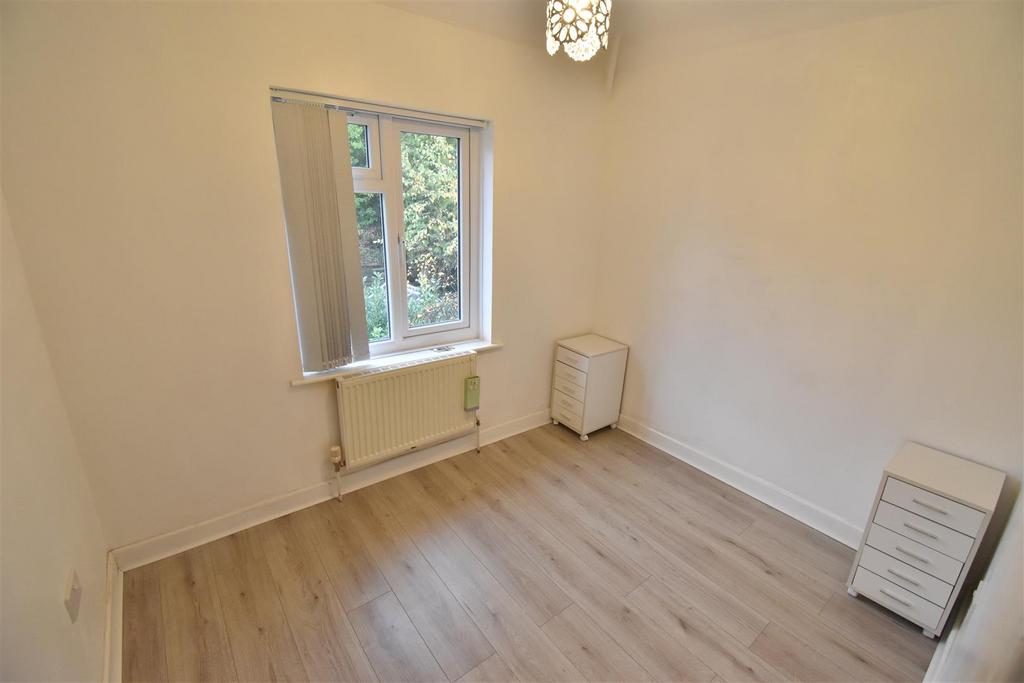 Bedroom 3.JPG