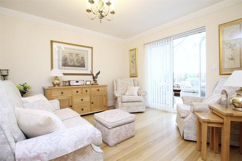 9 Chestnut Close, Digby, Lincoln, LN4 3LP