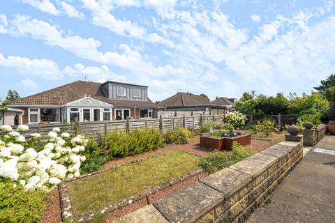 2 bedroom semi-detached bungalow for sale, Sandhill Close, Harrogate, HG1