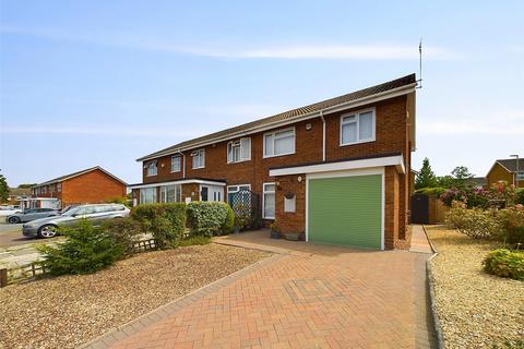 3 bedroom end of terrace house for sale, Kempton Grove, Cheltenham, Gloucestershire, GL51