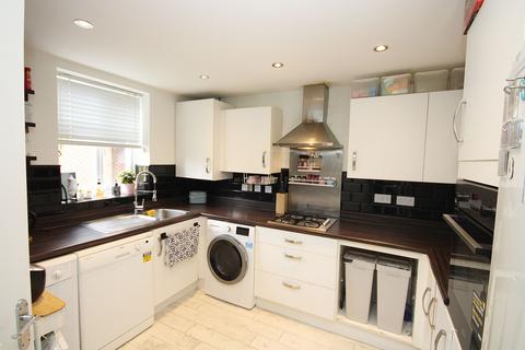 8 Augusta Grove, Great Sankey, Warrington, WA5 3SS