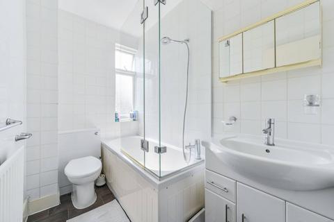137 Lansdowne Way, London, SW8 2NP