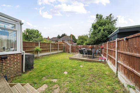 3 bedroom semi-detached house for sale, Bassetts Way, Orpington