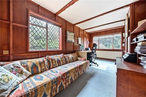 Park House Baconsmead, Denham, Uxbridge, UB9 5AY