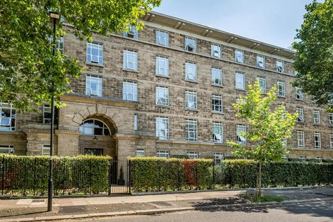 2 bedroom flat for sale, Bromyard Avenue, Acton